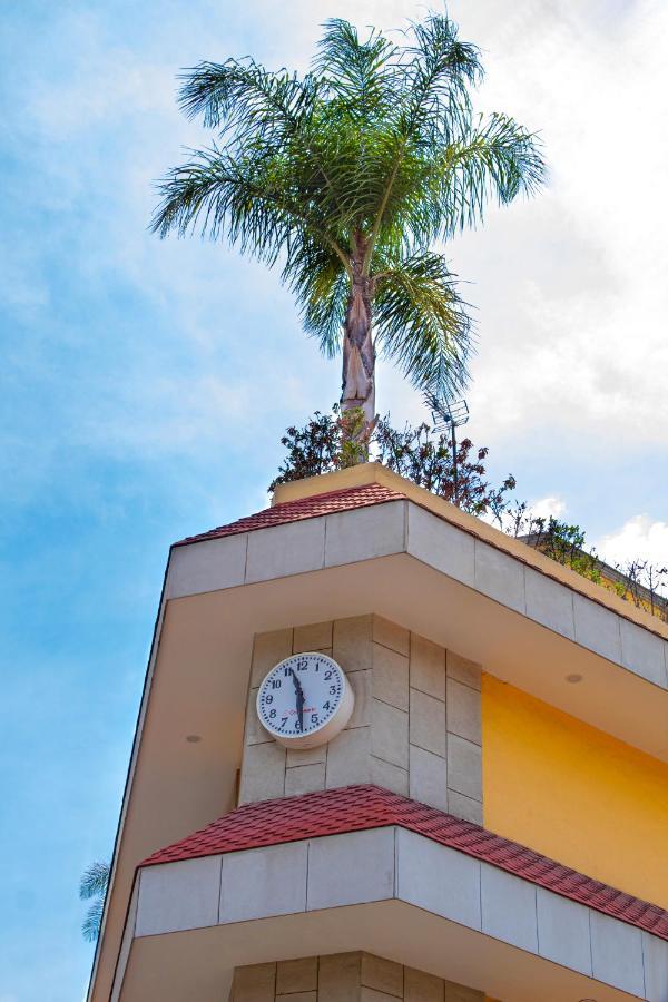Hotel La Casa Del Reloj Mexiko-Stadt Exterior foto